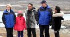 Harper visits Baffin Island's Pangnirtung