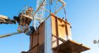 BP readies dome to contain oil leak